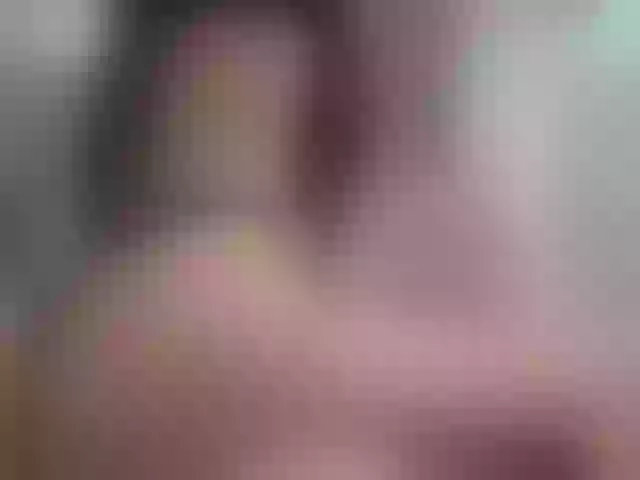 Live sex webcam photo for Jessy-y #275477140