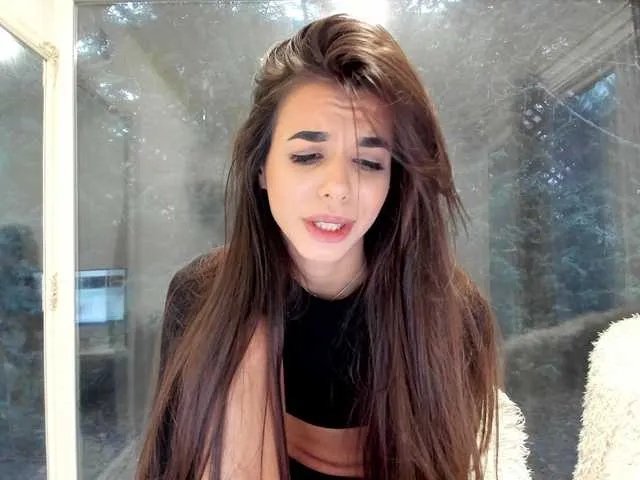 Live sex webcam photo for Jessy-y #276996609