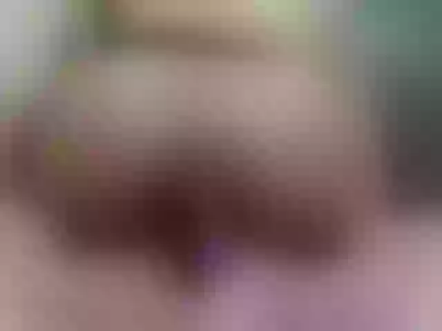Live sex webcam photo for Jessy-y #277077630