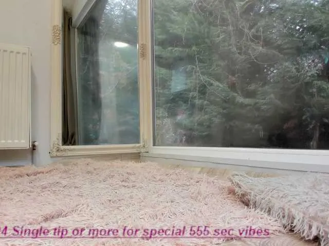 Live sex webcam photo for Jessy-y #277139039