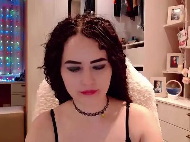 Live sex webcam photo for JessyRoss #277236110