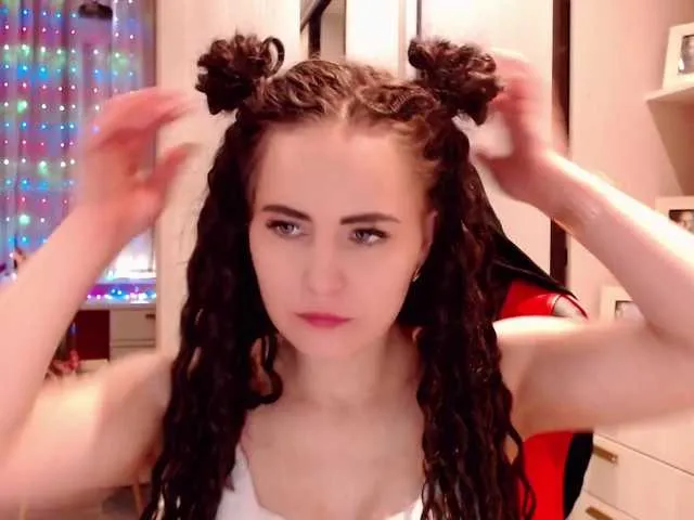 Live sex webcam photo for JessyRoss #277371713