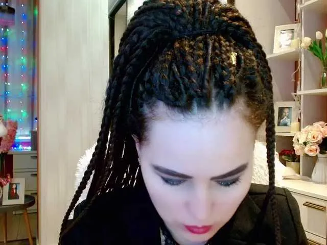 Live sex webcam photo for JessyRoss #277514146