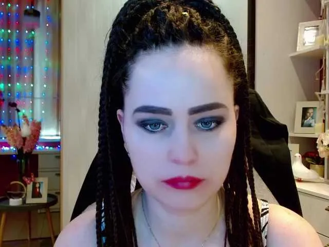 Live sex webcam photo for JessyRoss #277521161