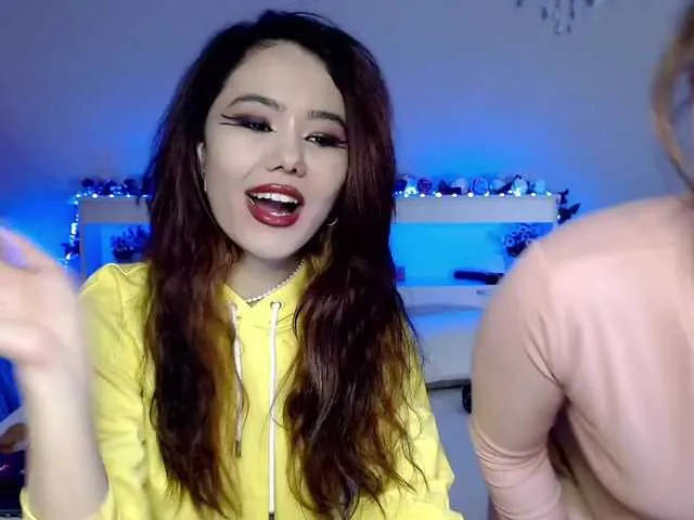 Live sex webcam photo for JessyRoss #277874237