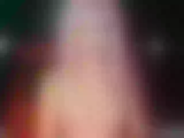 Live sex webcam photo for JessyTheFox #273369138
