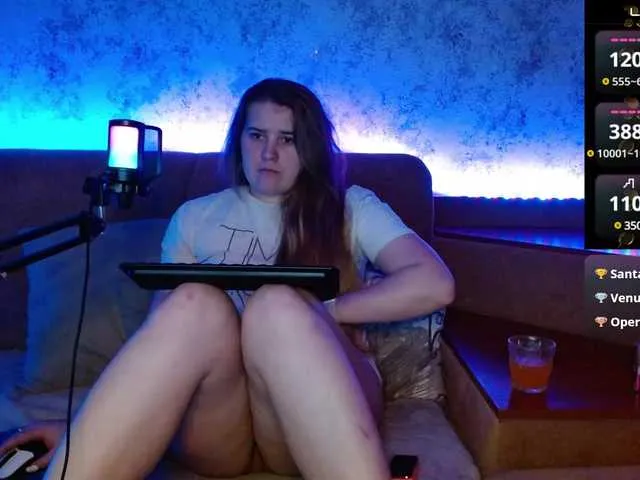 Live sex webcam photo for Jevelinaa #290411961