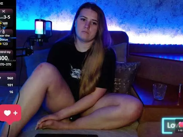 Live sex webcam photo for Jevelinaa #290470127