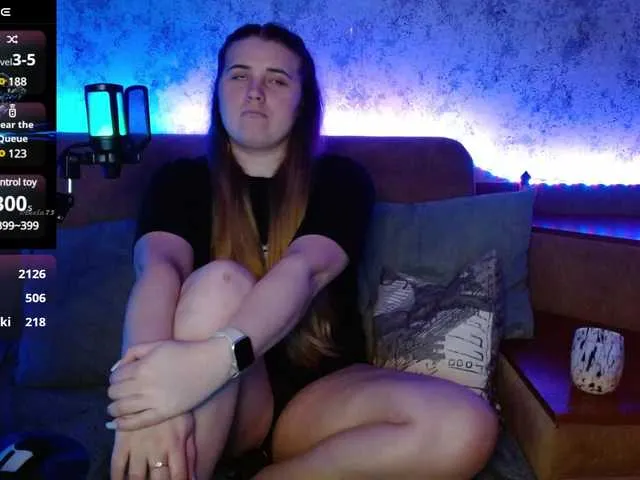 Live sex webcam photo for Jevelinaa #290735741