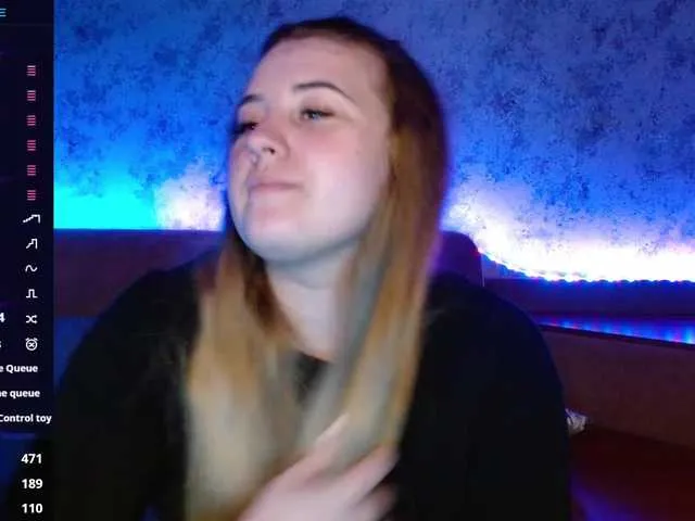 Live sex webcam photo for Jevelinaa #291040627