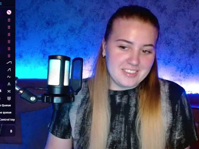 Live sex webcam photo for Jevelinaa #291379520