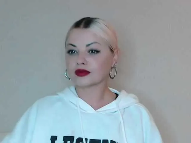 Live sex webcam photo for JewellFairy #273502264