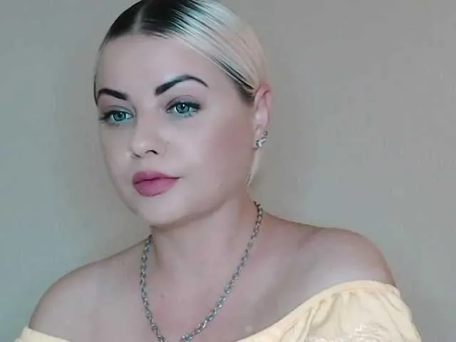 Live sex webcam photo for JewellFairy #273785752