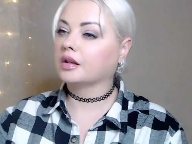 Live sex webcam photo for JewellFairy #276896258