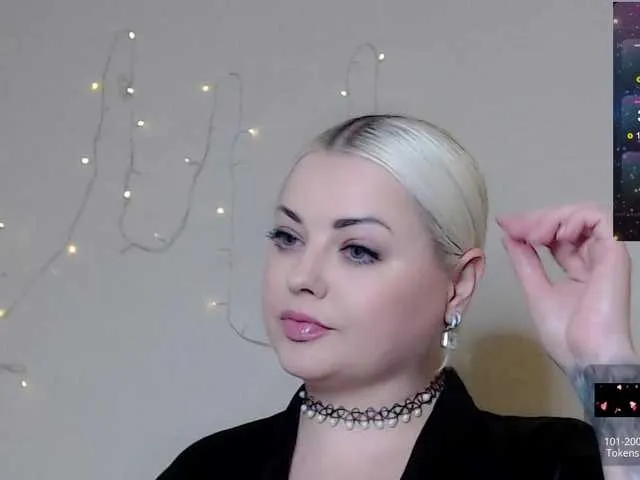 Live sex webcam photo for JewellFairy #277210630