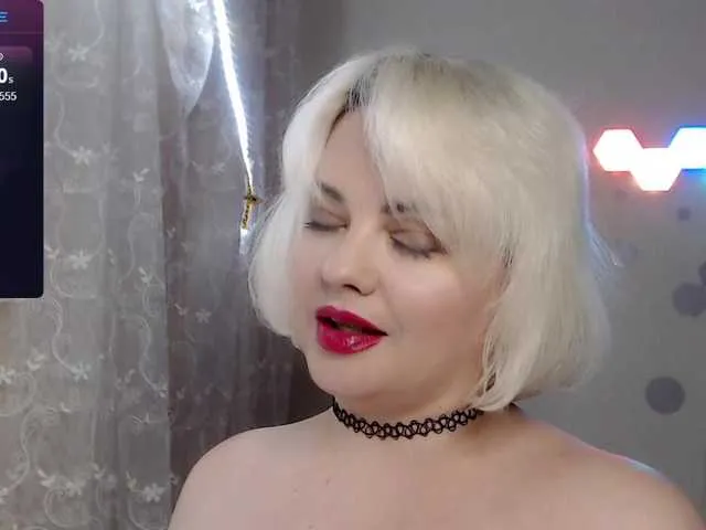 Live sex webcam photo for JewellFairy #291295112