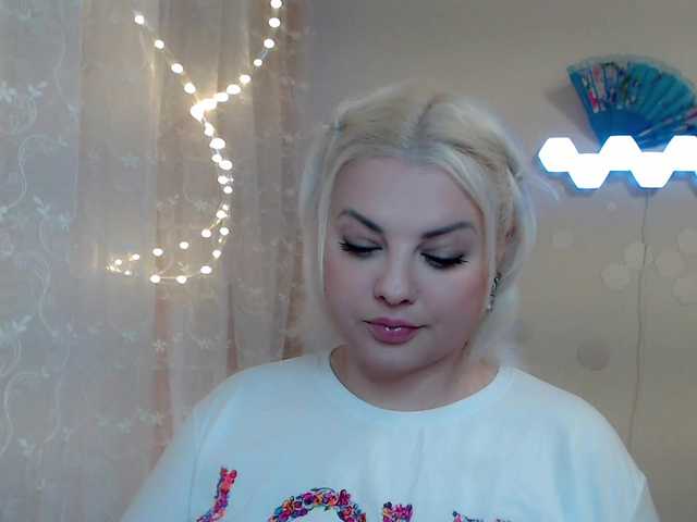 Live sex webcam photo for JewellFairy #292429727