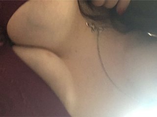 Live sex webcam photo for JeyLady #163936848