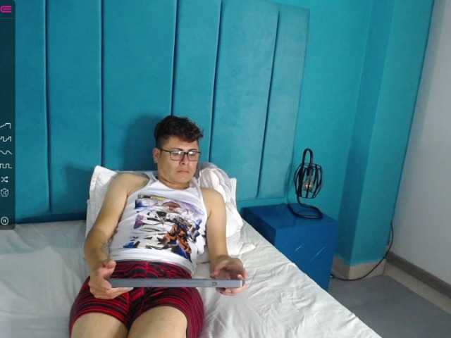 Live sex webcam photo for Jhander- #275899404