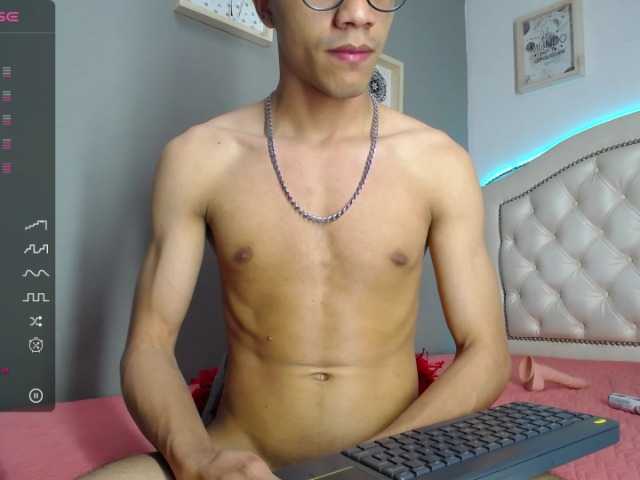 Live sex webcam photo for Jhonny-00 #277114621