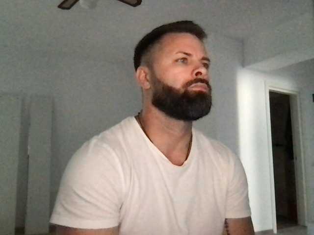 Live sex webcam photo for JhonnySparks #275531089