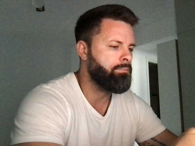 Live sex webcam photo for JhonnySparks #275629977