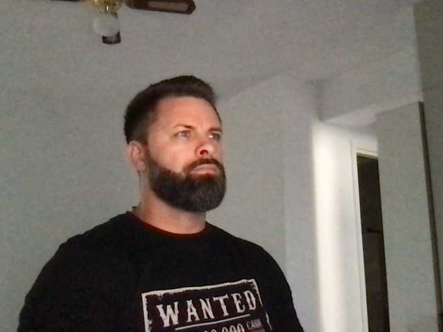 Live sex webcam photo for JhonnySparks #275637308