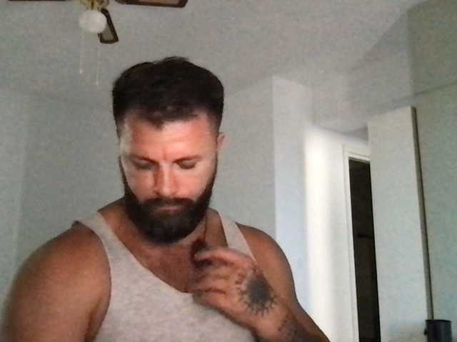 Live sex webcam photo for JhonnySparks #275724958