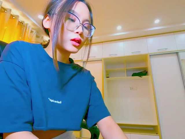 Live sex webcam photo for JiinAae #274655335