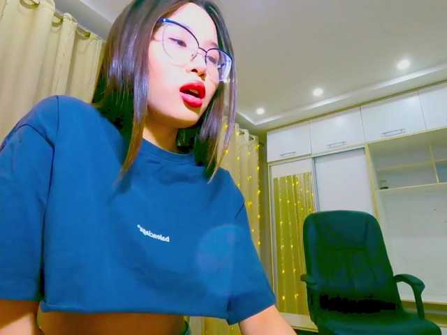 Live sex webcam photo for JiinAae #274975091