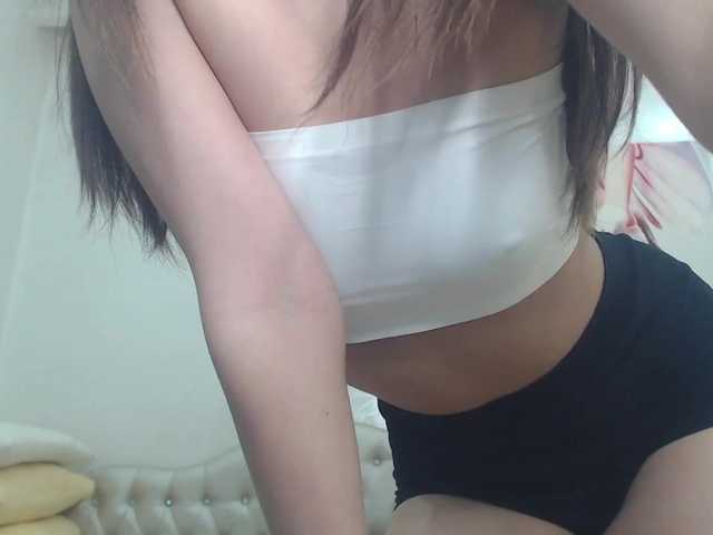 Live sex webcam photo for JiinAae #275474050