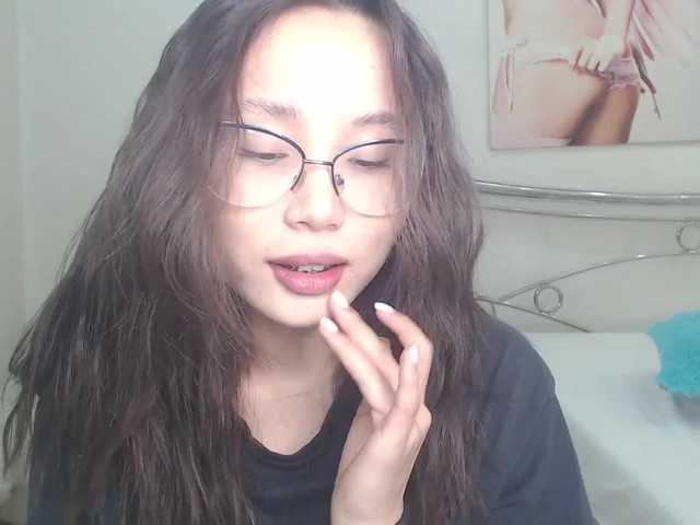 Live sex webcam photo for JiinAae #275522592