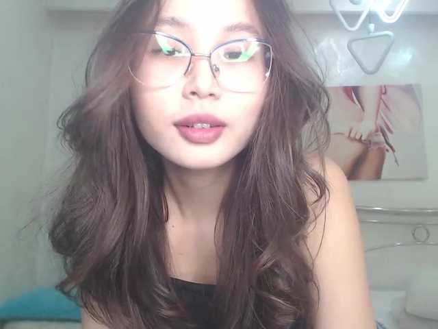 Live sex webcam photo for JiinAae #275596180