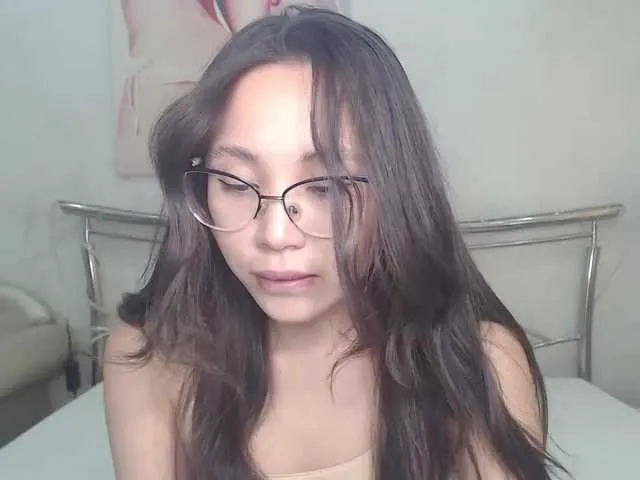 Live sex webcam photo for JiinAae #276175781