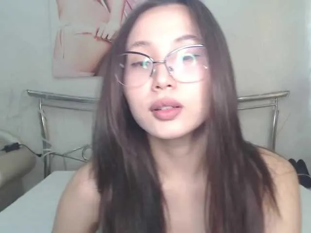 Live sex webcam photo for JiinAae #276267396