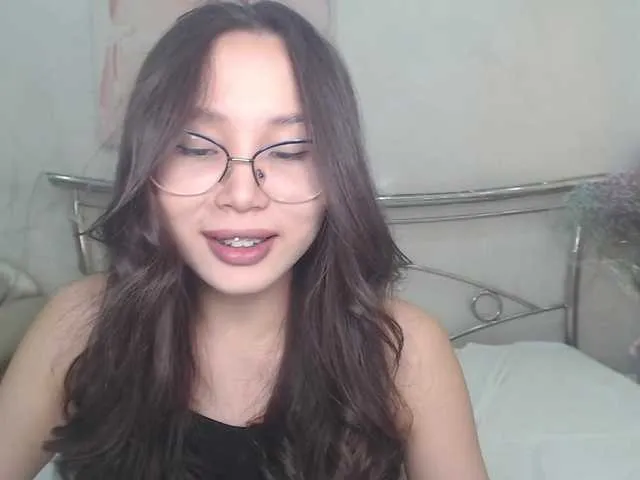 Live sex webcam photo for JiinAae #276325309