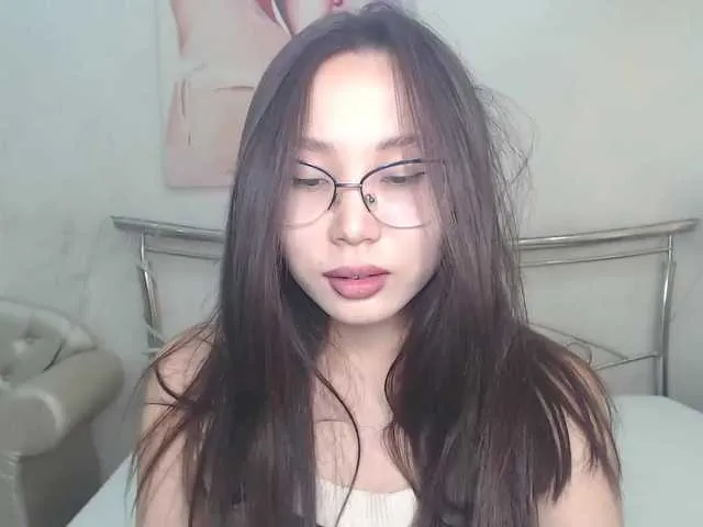 Live sex webcam photo for JiinAae #276415909