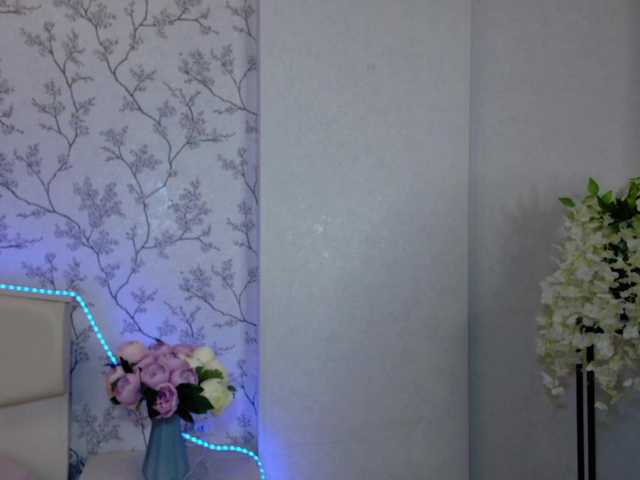 Live sex webcam photo for JiinAae #276836460