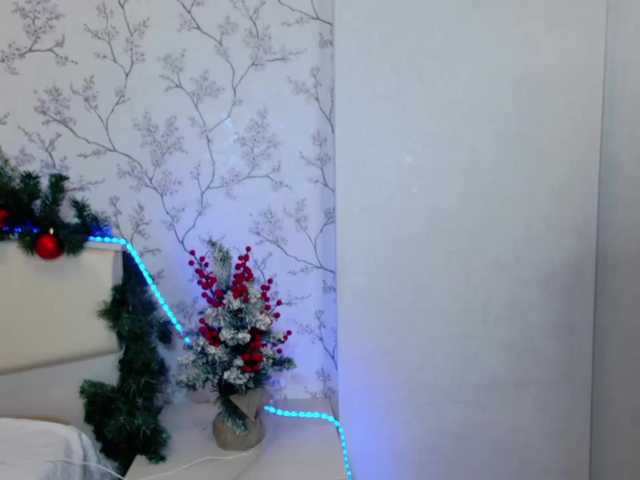 Live sex webcam photo for JiinAae #276953377