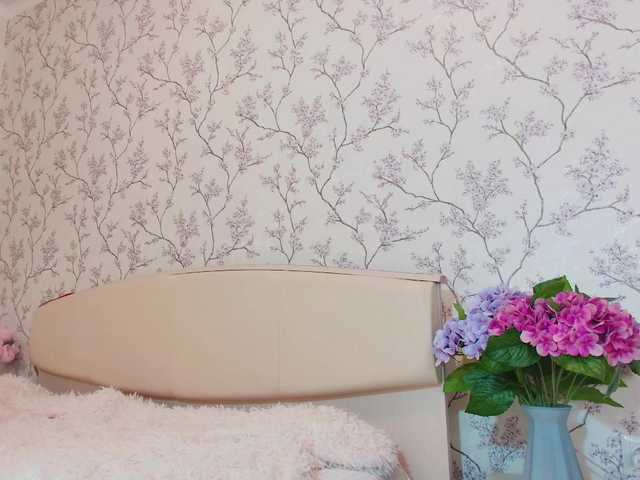 Live sex webcam photo for JiinAae #277600389