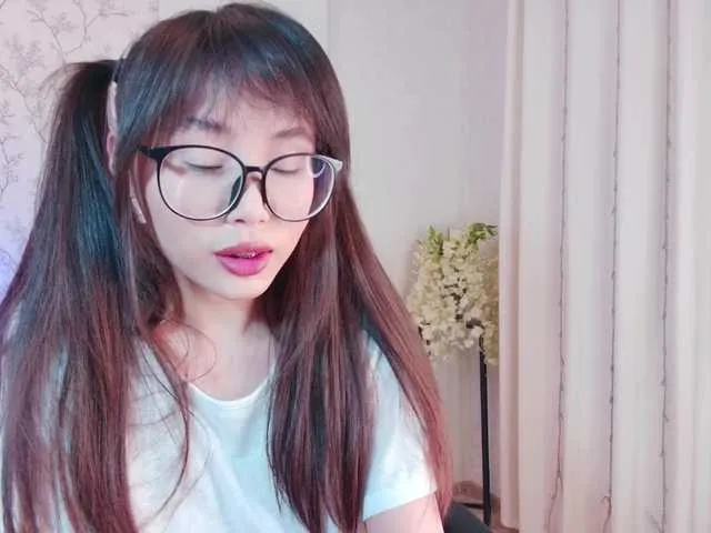 Live sex webcam photo for JiinAae #277950591