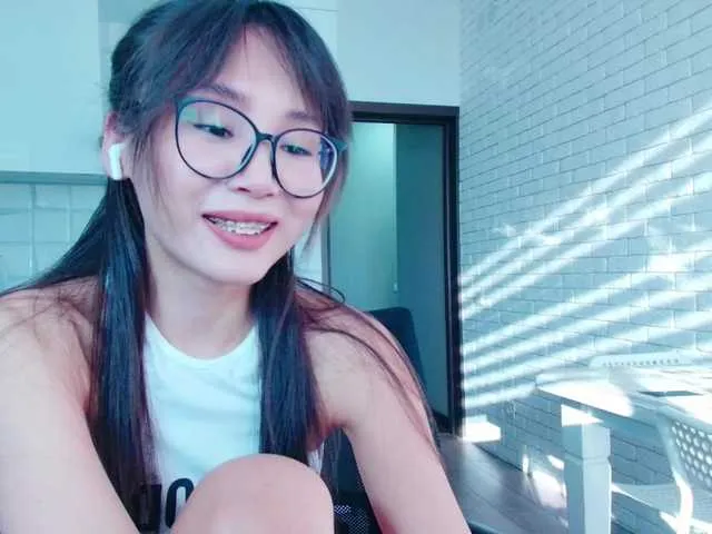 Live sex webcam photo for JiinAae #278158319