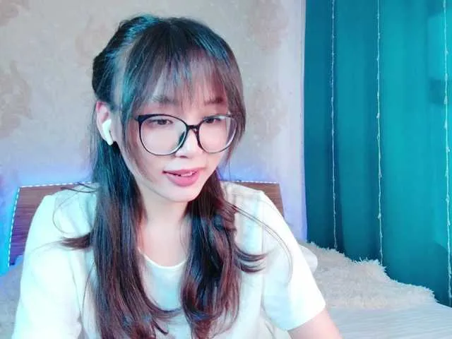 Live sex webcam photo for JiinAae #278165719