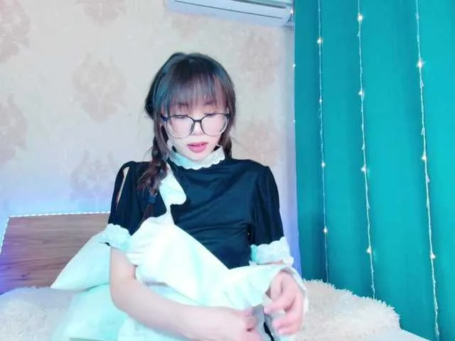 Live sex webcam photo for JiinAae #278184258