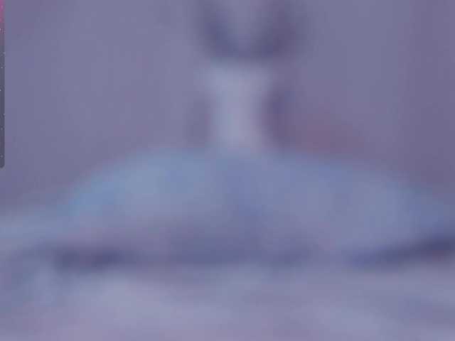 Live sex webcam photo for JillMoon #278281986