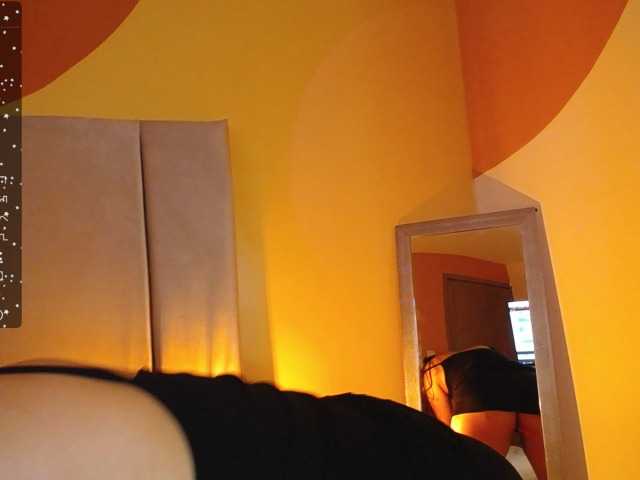 Live sex webcam photo for Jin-Oconnors #277545178