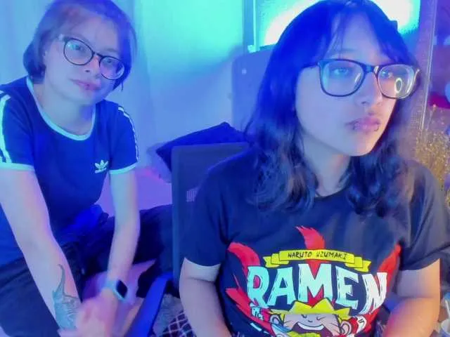 Live sex webcam photo for JinjerandJack #274063458