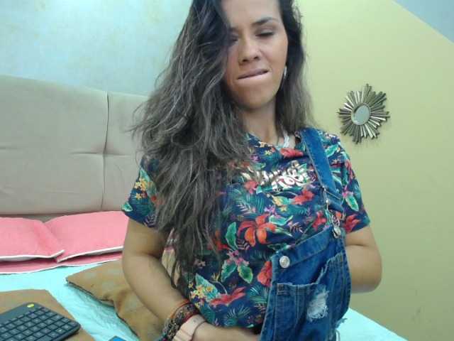 Live sex webcam photo for Jipsya #272343423