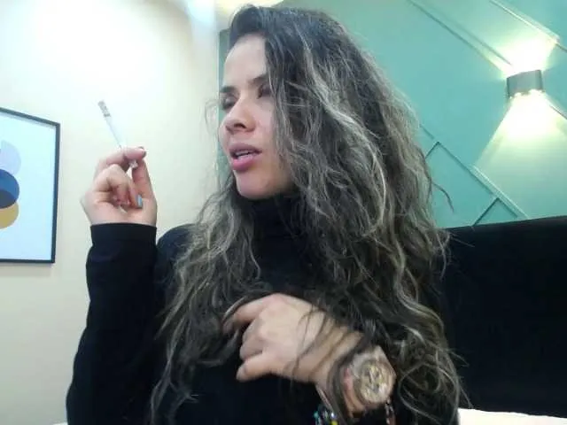 Live sex webcam photo for Jipsya #272763998