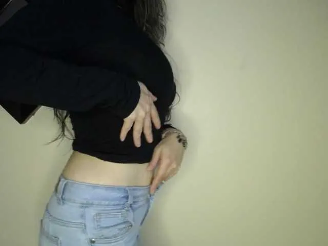 Live sex webcam photo for Jipsya #273010159